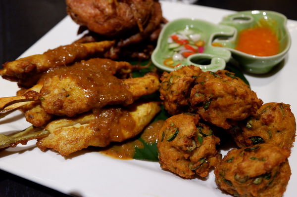 【台北 市府站美食】安東尼奧酒莊Verduzzo x 饗泰多 Siam More 泰式風格餐廳 微風松高店 @貝大小姐的多元心宇宙
