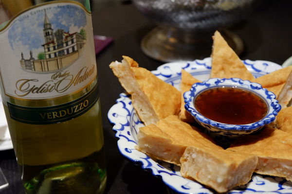 【台北 市府站美食】安東尼奧酒莊Verduzzo x 饗泰多 Siam More 泰式風格餐廳 微風松高店 @貝大小姐的多元心宇宙