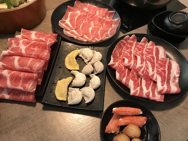 【台北 南港軟體園區站美食】上官木桶鍋 南港店 @貝大小姐的多元心宇宙