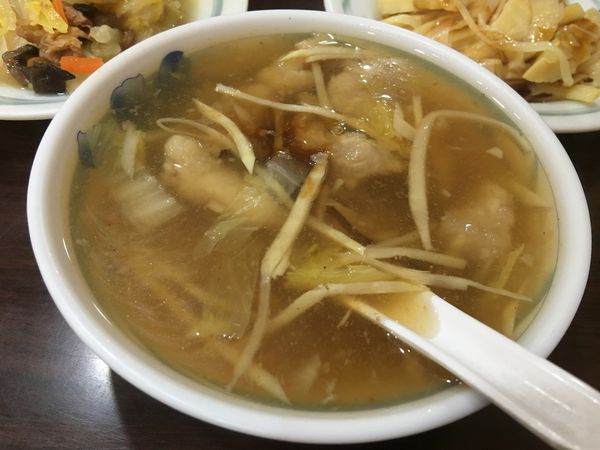 【台北 六張犂站美食】圓環肉羹滷肉飯 @貝大小姐的多元心宇宙