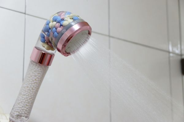 【好物推薦】H+Plus 極淨源太極石負離子過濾蓮蓬頭沐浴淨水器 @貝大小姐的多元心宇宙