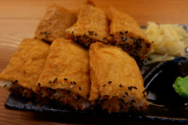 【基隆 仁愛市場】鈺刺身丼 仁愛市場d43 @貝大小姐的多元心宇宙