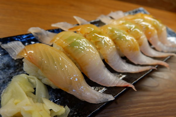 【基隆 仁愛市場】鈺刺身丼 仁愛市場d43 @貝大小姐的多元心宇宙
