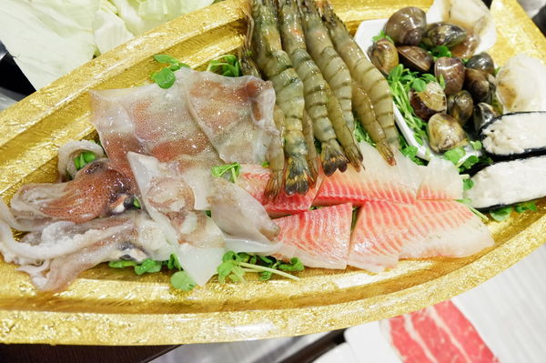 【新北 板橋站】八方悅鍋物板橋民族店 @貝大小姐的多元心宇宙