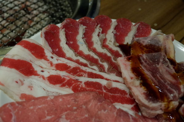 【新北 新埔站】燒惑日式炭火燒肉店 板橋總店 @貝大小姐的多元心宇宙