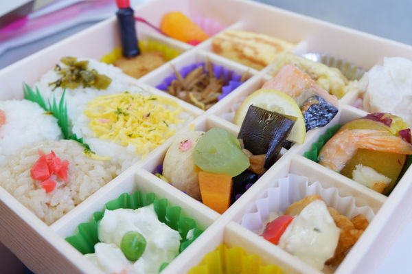 【日本 北九州】JR火車 &#038; 博多駅お弁当 @貝大小姐的多元心宇宙
