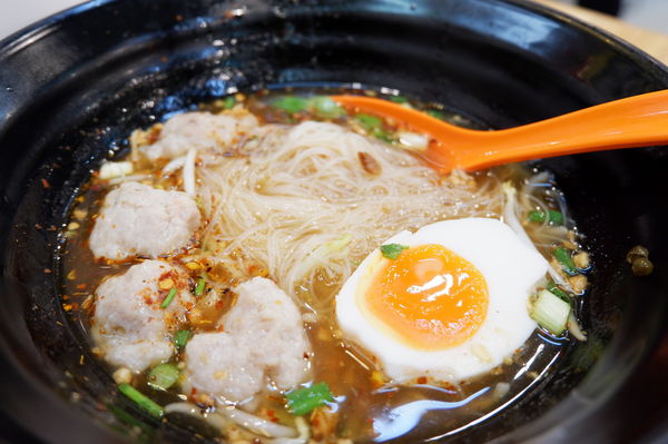 【泰國 曼谷美食】Piranya ก๋วยเตี๋ยว ปิรันย่า @貝大小姐的多元心宇宙