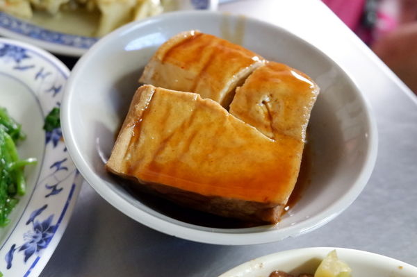 【台北 中正紀念堂站美食】金峰魯肉飯 @貝大小姐的多元心宇宙