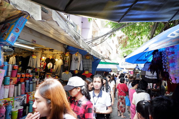 【泰國 曼谷】泰國傳統市場Shopping去 @貝大小姐的多元心宇宙
