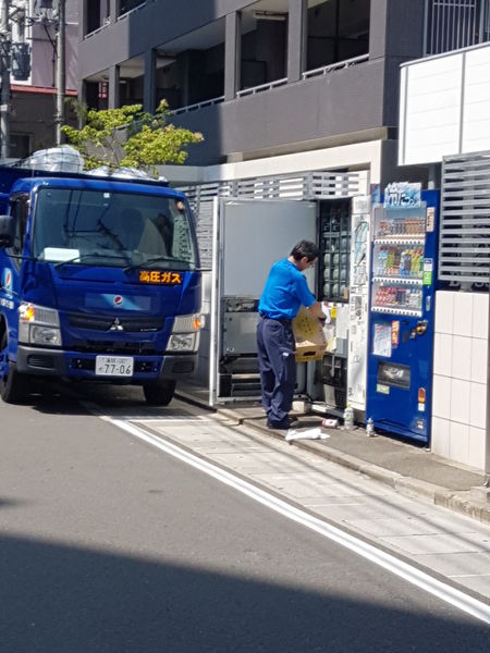 【日本街頭記趣】日本自動販賣機 @貝大小姐的多元心宇宙