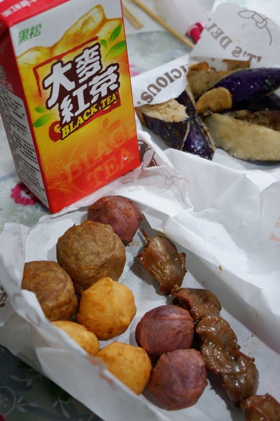 【台中 西區美食】熊掌香雞排 @貝大小姐的多元心宇宙