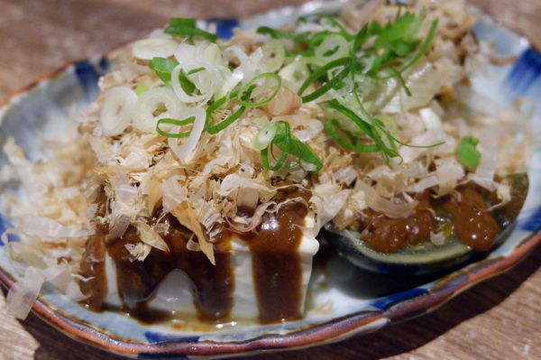【台北 忠孝敦化站】麵屋牛一雞骨牛肉麵 @貝大小姐的多元心宇宙