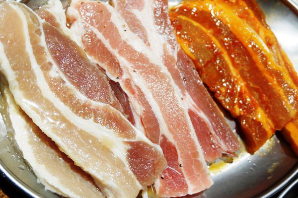 【台中 一中商圈】阿豬媽아줌마韓式烤肉 x 火鍋吃到飽(總店) @貝大小姐的多元心宇宙