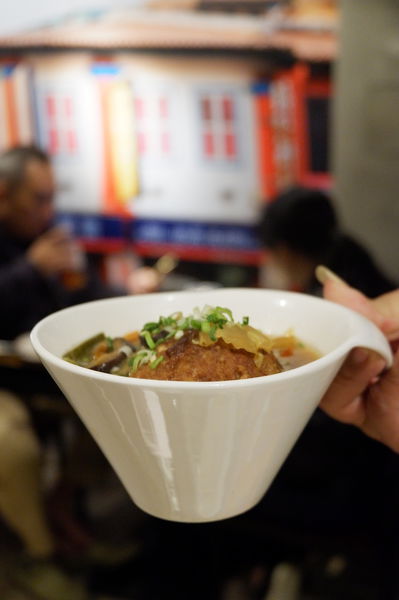 【台北 三重國小美食推薦】阿柑鹽焗甘榜雞 三重美食推薦 @貝大小姐的多元心宇宙