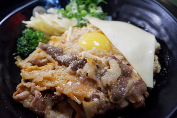 【新竹 東區 東門市場美食】八鷹料亭 @貝大小姐的多元心宇宙