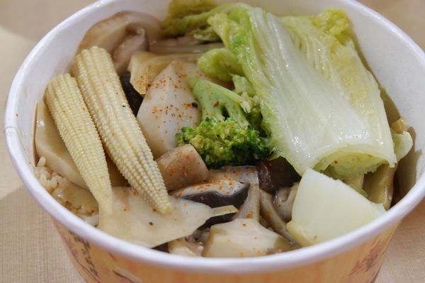 【新竹 東區 東門市場美食】八鷹料亭 @貝大小姐的多元心宇宙