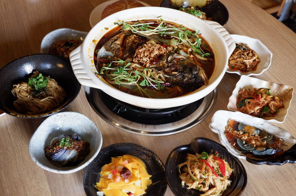 【台北 行天宮站美食】川夜宴無二火鍋樓 @貝大小姐的多元心宇宙