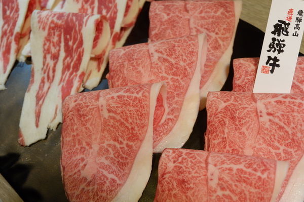 【台北 信義安和站美食】飛驒牛釧井海鮮鍋物 @貝大小姐的多元心宇宙