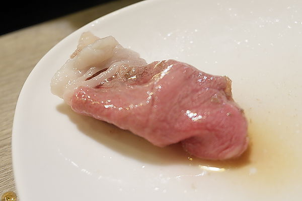 【台北 信義安和站美食】飛驒牛釧井海鮮鍋物 @貝大小姐的多元心宇宙