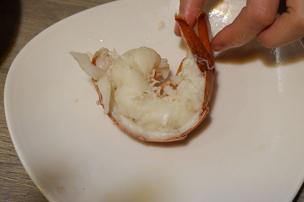 【台北 信義安和站美食】飛驒牛釧井海鮮鍋物 @貝大小姐的多元心宇宙