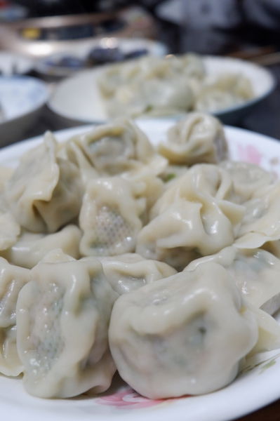 【網購美食】菇貓水餃＋草莓優格冰淇淋+嚴選厚片蔥油餅 @貝大小姐的多元心宇宙