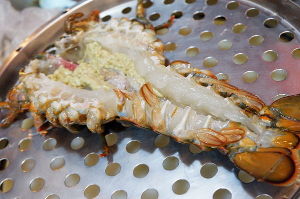 【新竹 北區美食】二月牌沙茶爐新竹店 @貝大小姐的多元心宇宙