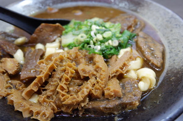 【台北 忠孝復興站】 L牛肉麵 東區牛肉麵推薦 @貝大小姐的多元心宇宙