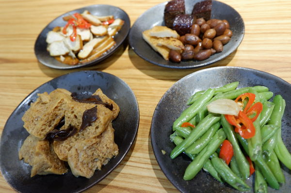 【台北 忠孝復興站】 L牛肉麵 東區牛肉麵推薦 @貝大小姐的多元心宇宙