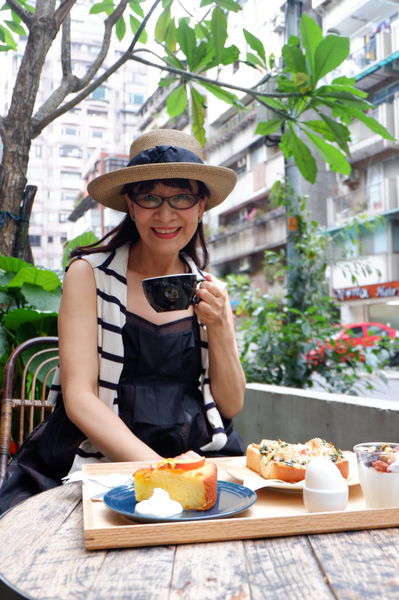 【台北 忠孝復興站】boven cafe 早午餐 @貝大小姐的多元心宇宙