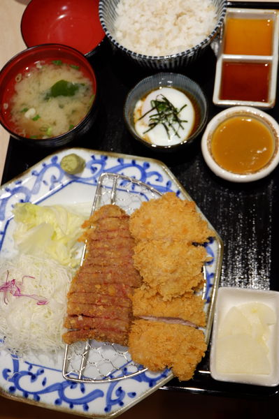 【台北 台北車站美食】京都勝牛炸牛排 台北京站店 @貝大小姐的多元心宇宙