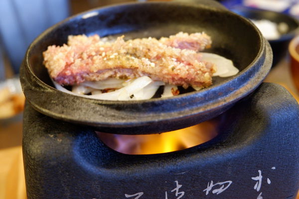 【台中 一中商圈】大勝牛かつ日式平價炸牛排專門店   X 安柏花園 Amber garden flower dounts @貝大小姐的多元心宇宙