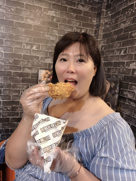 【台北 永春站美食】怪獸炸雞公司 @貝大小姐的多元心宇宙