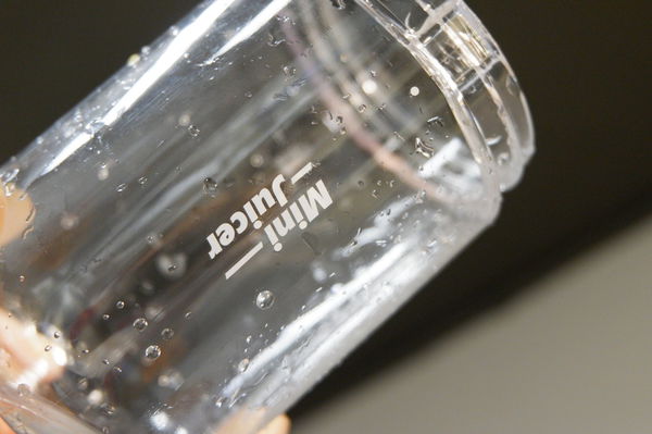 【果汁機推薦】2019淘寶必買：九陽可擕式榨汁機 / 家用水果小型學生迷你果汁機 / 搖搖杯電動榨汁杯 @貝大小姐的多元心宇宙