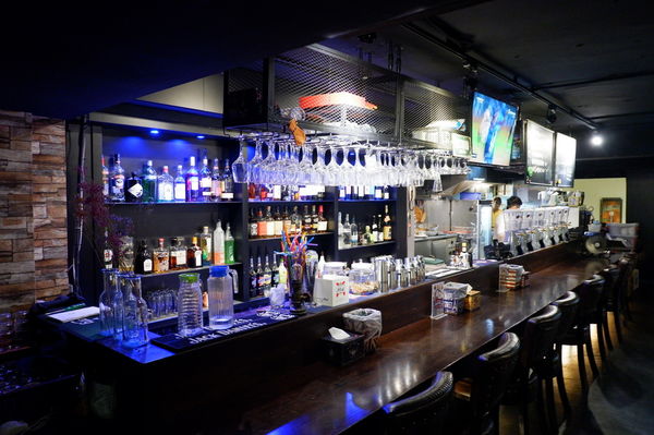 【台北 小巨蛋餐酒館推薦】熊武吉餐酒食堂 / 小巨蛋聚餐推薦2019 @貝大小姐的多元心宇宙