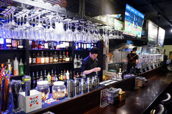 【台北 小巨蛋餐酒館推薦】熊武吉餐酒食堂 / 小巨蛋聚餐推薦2019 @貝大小姐的多元心宇宙