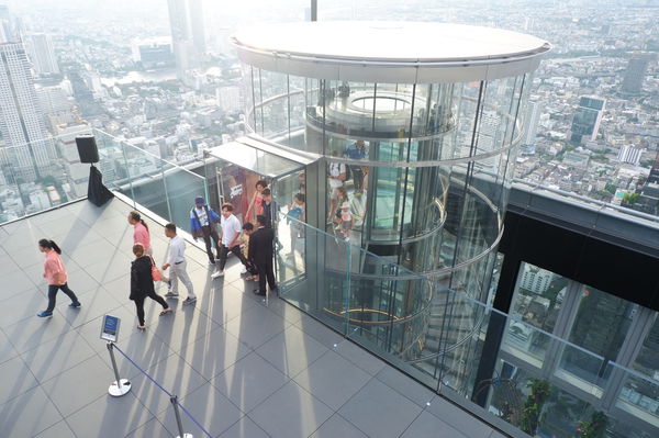 【泰國 曼谷景點】Mahanakhon Skywalk 曼谷玻璃天空步道 @貝大小姐的多元心宇宙