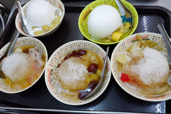 【泰國曼谷大皇宮】傳統冰店Cheng Sim Ei เช็งซิมอี๊ เสาชิงช้า @貝大小姐的多元心宇宙