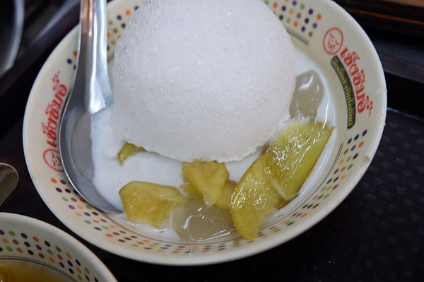 【泰國曼谷大皇宮】傳統冰店Cheng Sim Ei เช็งซิมอี๊ เสาชิงช้า @貝大小姐的多元心宇宙