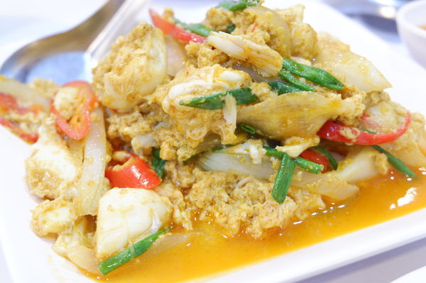 【曼谷 大皇宮美食】Krua Apsorn : ครัวอัปษร @貝大小姐的多元心宇宙