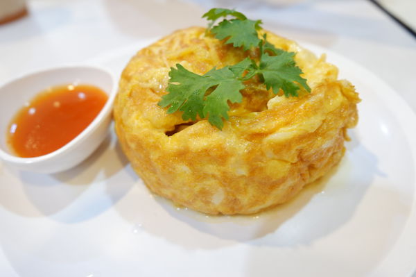 【曼谷 大皇宮美食】Krua Apsorn : ครัวอัปษร @貝大小姐的多元心宇宙