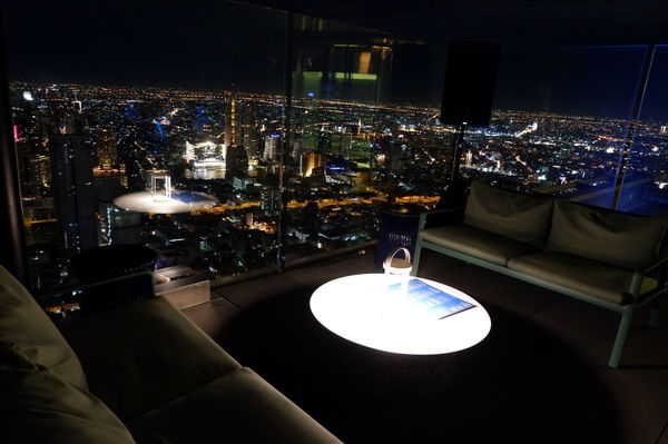 【泰國 曼谷美食景點】Mahanakhon Bangkok SkyBar @貝大小姐的多元心宇宙