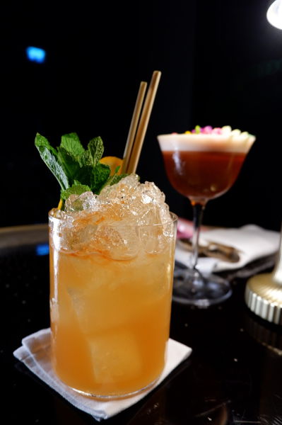 【泰國 曼谷美食景點】Mahanakhon Bangkok SkyBar @貝大小姐的多元心宇宙