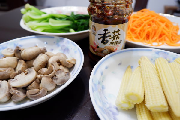 【美食必備】老干媽香菇油辣椒醬 @貝大小姐的多元心宇宙