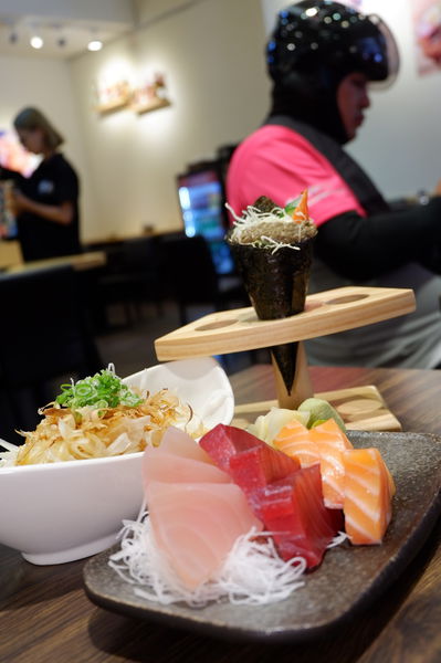 【新北 蘆洲日本料理、丼飯推薦】悅勝丼飯、生魚片、壽司專賣店 蘆洲店 @貝大小姐的多元心宇宙