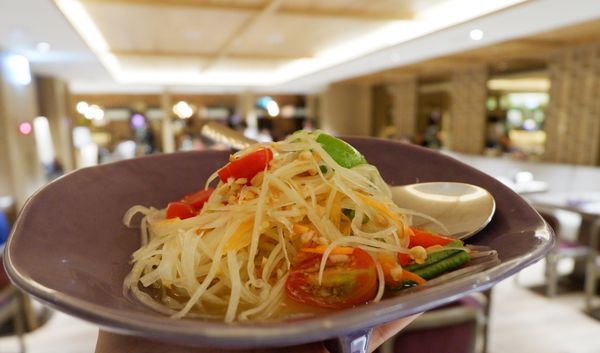 【泰精選，泰菜首選 台北】NARA Thai Cuisine Taiwan 台北忠孝SOGO店 @貝大小姐的多元心宇宙
