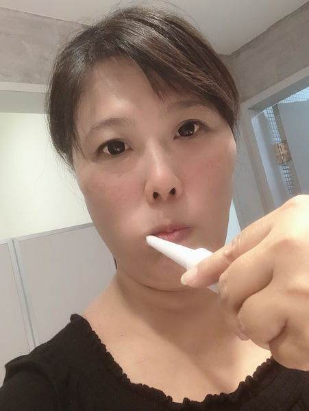 【淘寶開箱】德國鉑瑞BR-Z1充電式電動牙刷 + Gracebabi美妝蛋組合 @貝大小姐的多元心宇宙