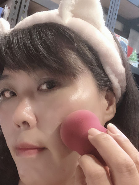 【淘寶開箱】德國鉑瑞BR-Z1充電式電動牙刷 + Gracebabi美妝蛋組合 @貝大小姐的多元心宇宙