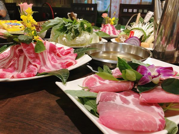 【新北 新莊涮涮鍋】喜園風味涮涮鍋 新莊旗艦店 @貝大小姐的多元心宇宙