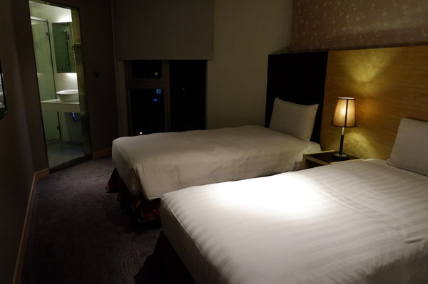 【高雄 前金區住宿】麗馨商旅七賢館 @貝大小姐的多元心宇宙