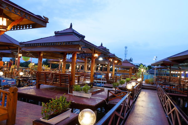 【泰國 曼谷美食】哇萊篷餐廳 เรืองฤทธิ์ ซีฟู้ด Ruengrit Seafood @貝大小姐的多元心宇宙